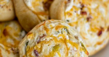 BACON, CHEDDAR & JALAPENO PINWHEELS