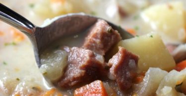 Easy Ham and Potato Soup in the CrockPot!