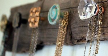 DIY-Rustic Jewelry Displays