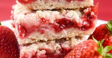 Simple Strawberry Crumb Bars