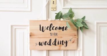 Wedding Wooden Welcome Sign Tutorial