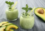 AVOCADO SMOOTHIE RECIPE WITH GREEN APPLE & MILK